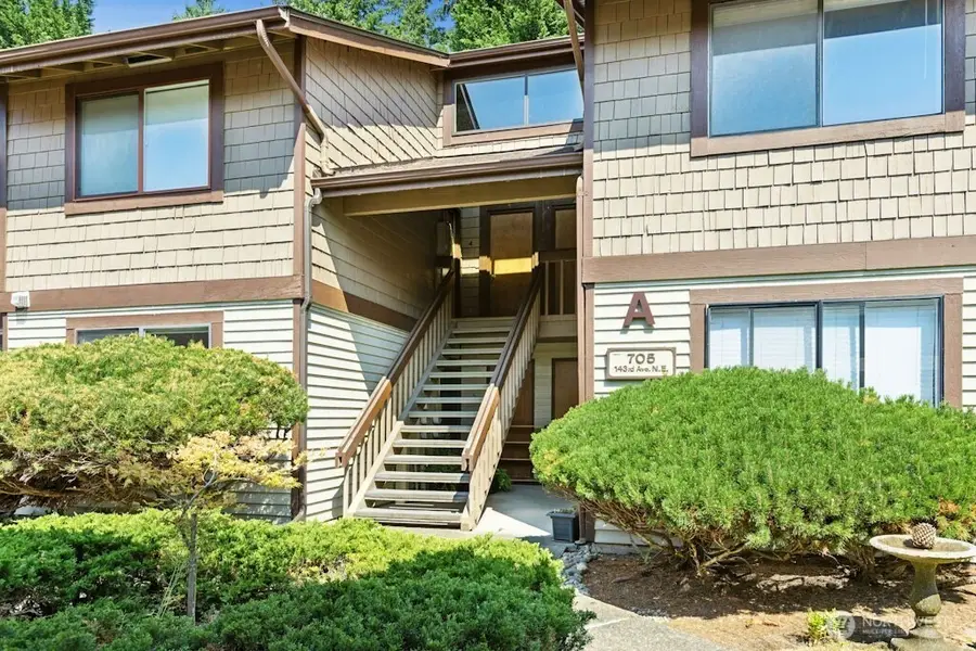 705 143rd Avenue Ne #A2, Bellevue, WA 98007 - #3