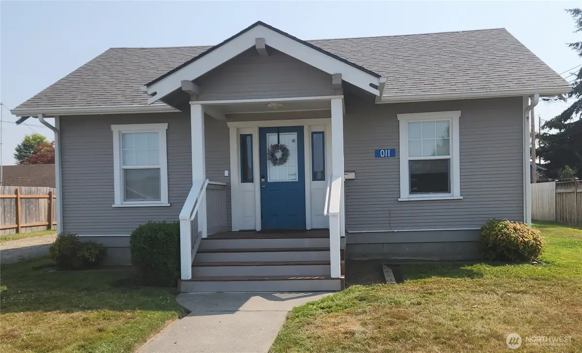 110 E Hazel Avenue, Burlington, WA 98233 - #1