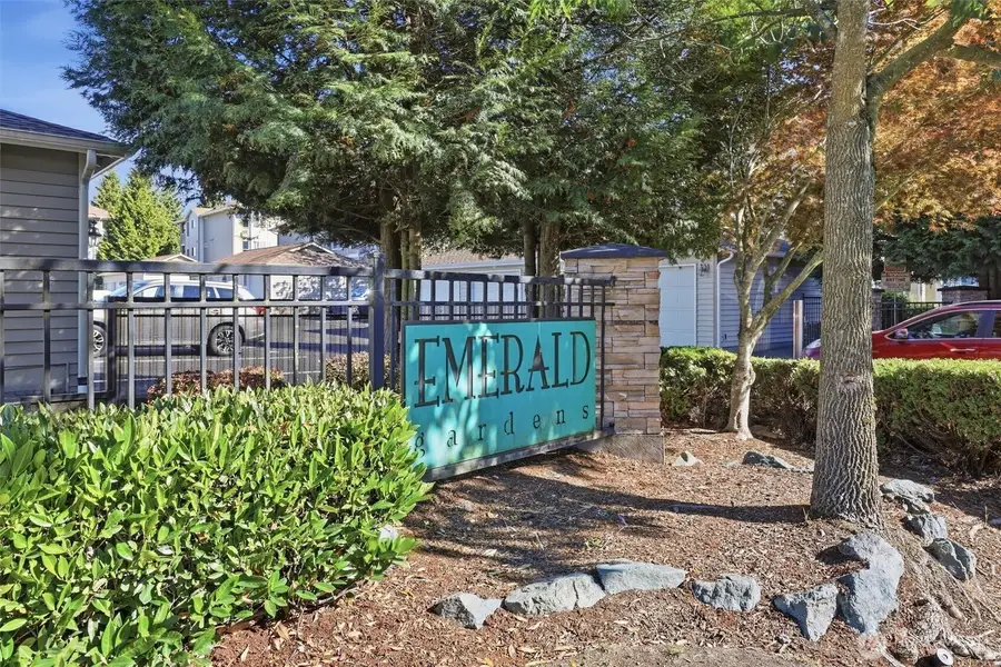 10025 9th Avenue W #E102, Everett, WA 98204 - #2