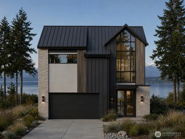 5215 SW Jacobsen Road, Seattle, WA 98136