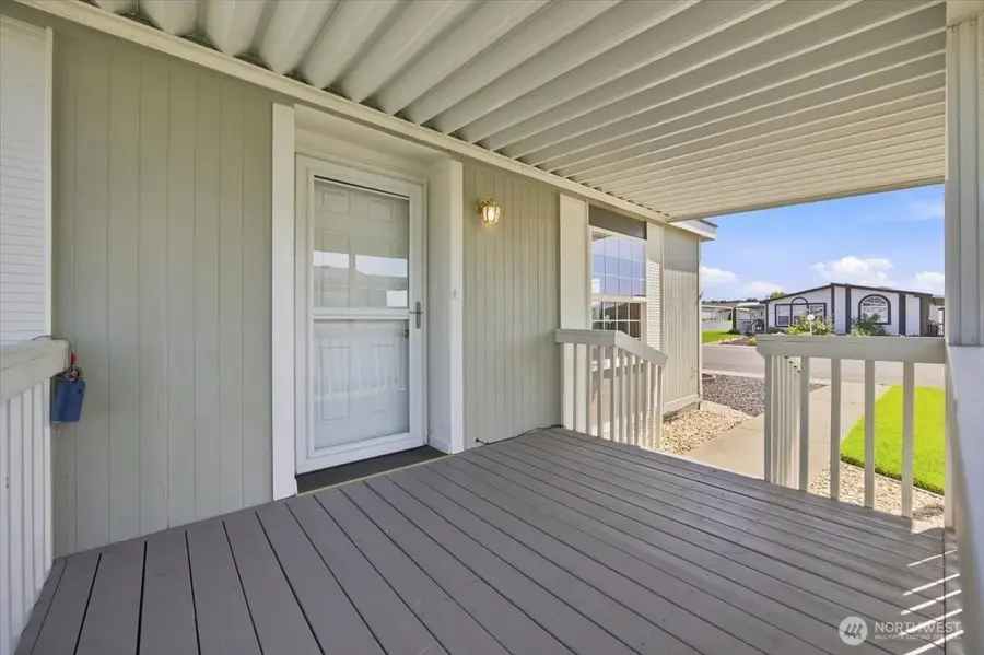 312 S Columbia Center Blvd #106, Kennewick, WA 99336 - #3