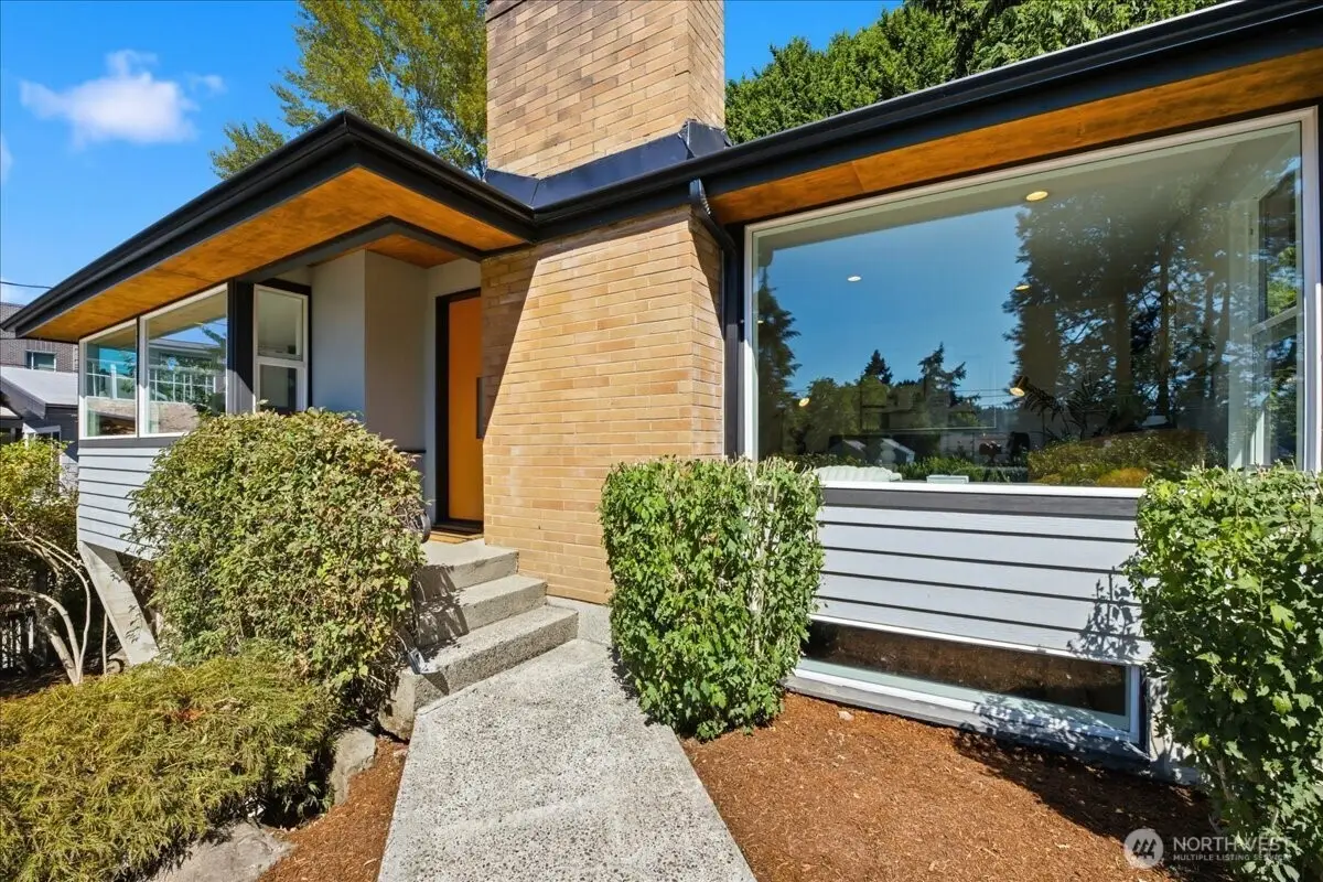 10705 41st Place Ne, Seattle, WA 98125 - #1