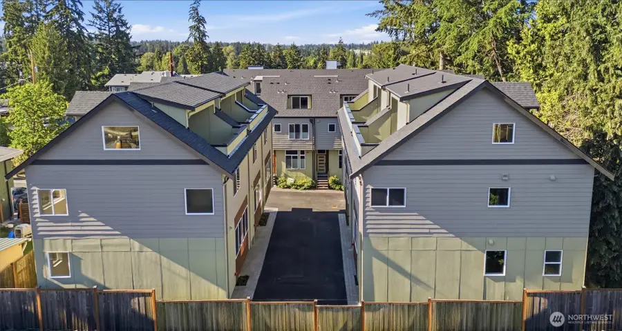 14610 Corliss Avenue N #B, Shoreline, WA 98133 - #2
