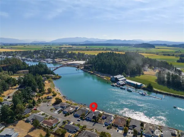 104 Chinook Place, La Conner, WA 98257