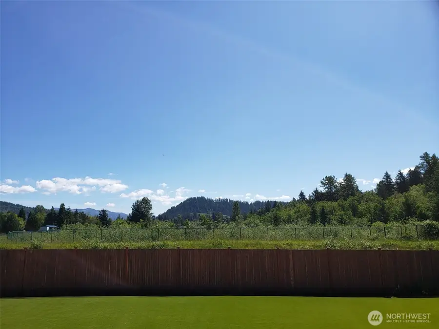 570 Wall Street #28, Buckley, WA 98321 - #2