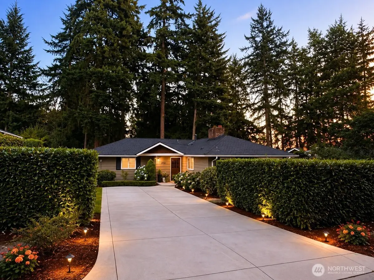 2422 126th Avenue Ne, Bellevue, WA 98005 - #1