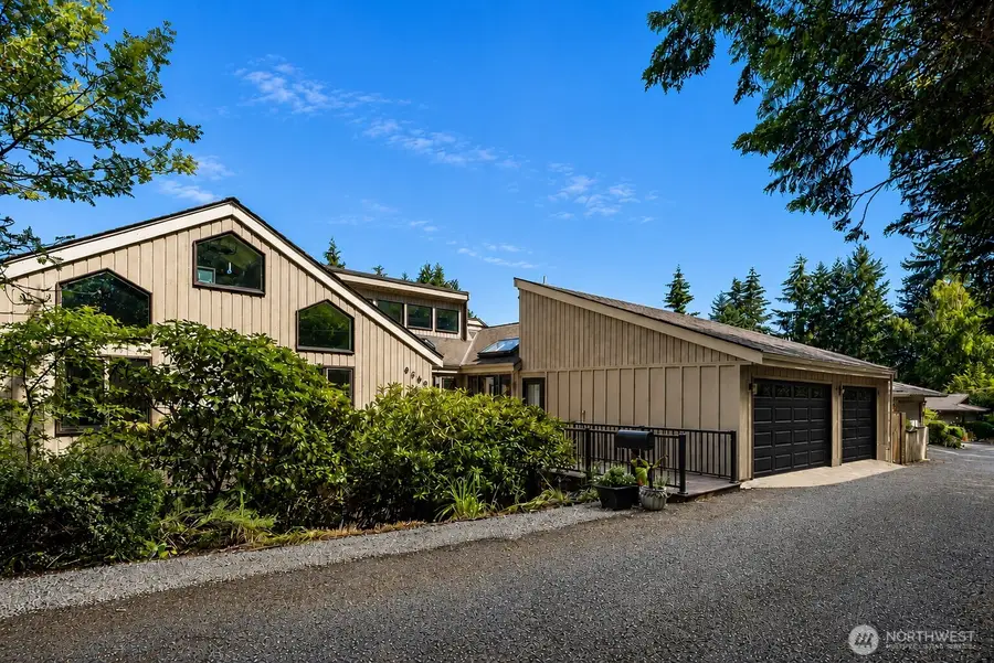 9360 Mercerwood Drive, Mercer Island, WA 98040 - #3