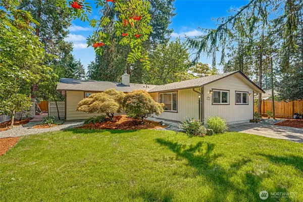 1121 Military Road E, Tacoma, WA 98445