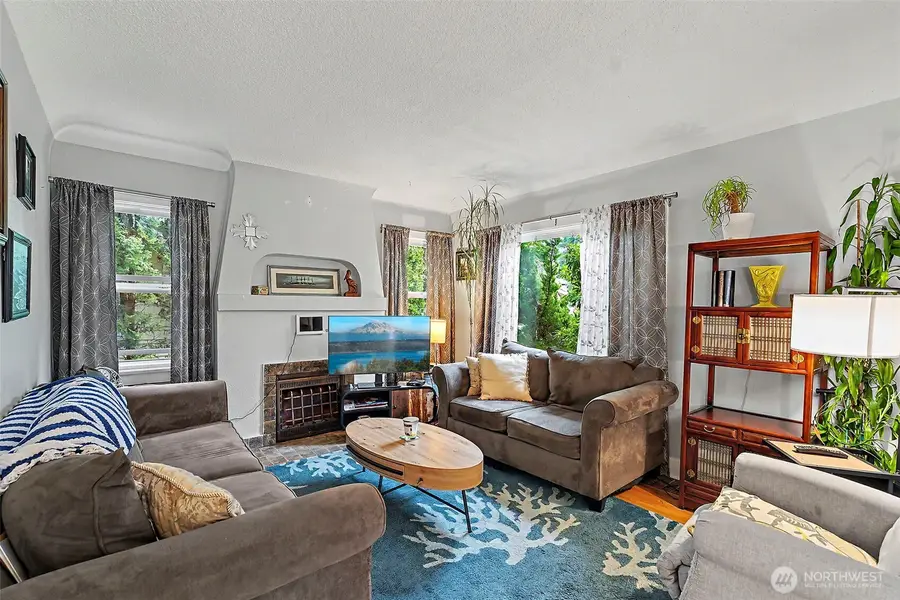 1019 E 32nd Street, Tacoma, WA 98408 - #3