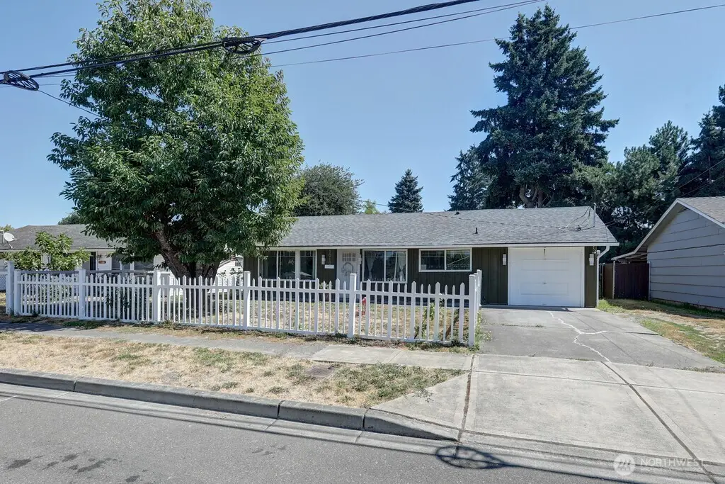 1010 D Street Se, Auburn, WA 98002 - #1