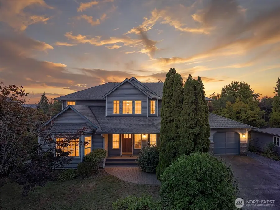 719 Kensington Avenue S, Kent, WA 98030 - #2