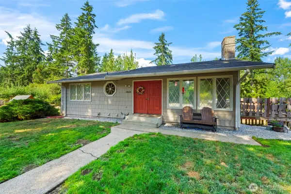 34618 50th Avenue S, Roy, WA 98580