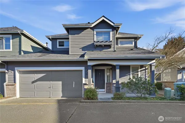 15743 NE 95th Way, Redmond, WA 98052