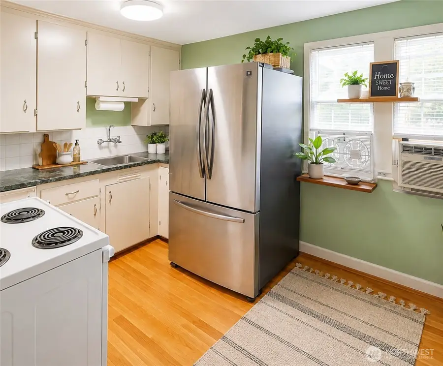 3820 14th Avenue S, Seattle, WA 98178 - #3