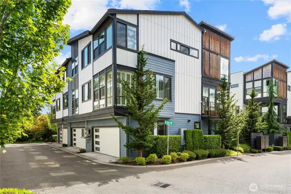 9717 SE 182nd Place #A, Bothell, WA 98011