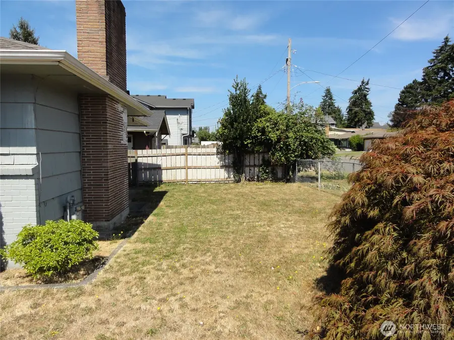 1101 S 72nd Street, Tacoma, WA 98408 - #2