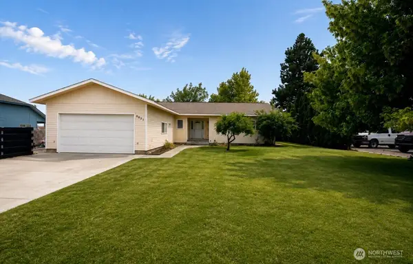 8831 NE Hillcrest Drive, Moses Lake, WA 98837