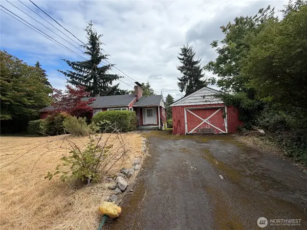 11334 Corliss Avenue N #1-3, Seattle, WA 98133