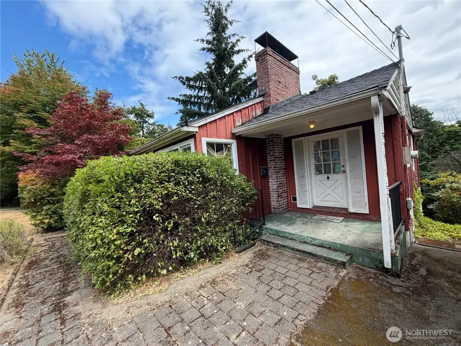 11334 Corliss Avenue N #1-3, Seattle, WA 98133 - #2