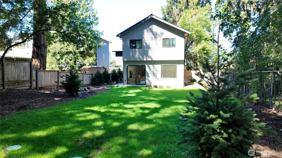 14338 Bagley Avenue N #unit B, Seattle, WA 98133 - #1