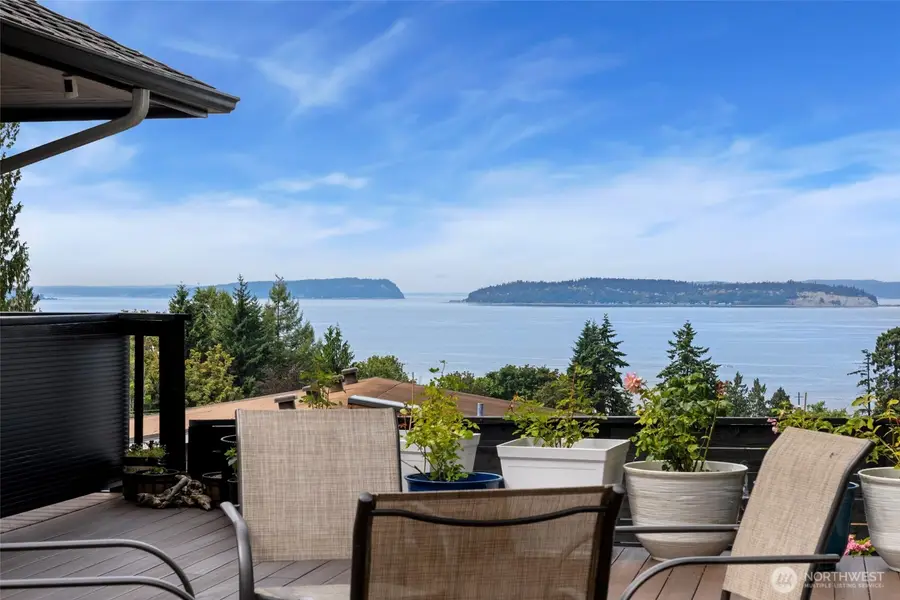 612 Park Avenue, Mukilteo, WA 98275 - #2