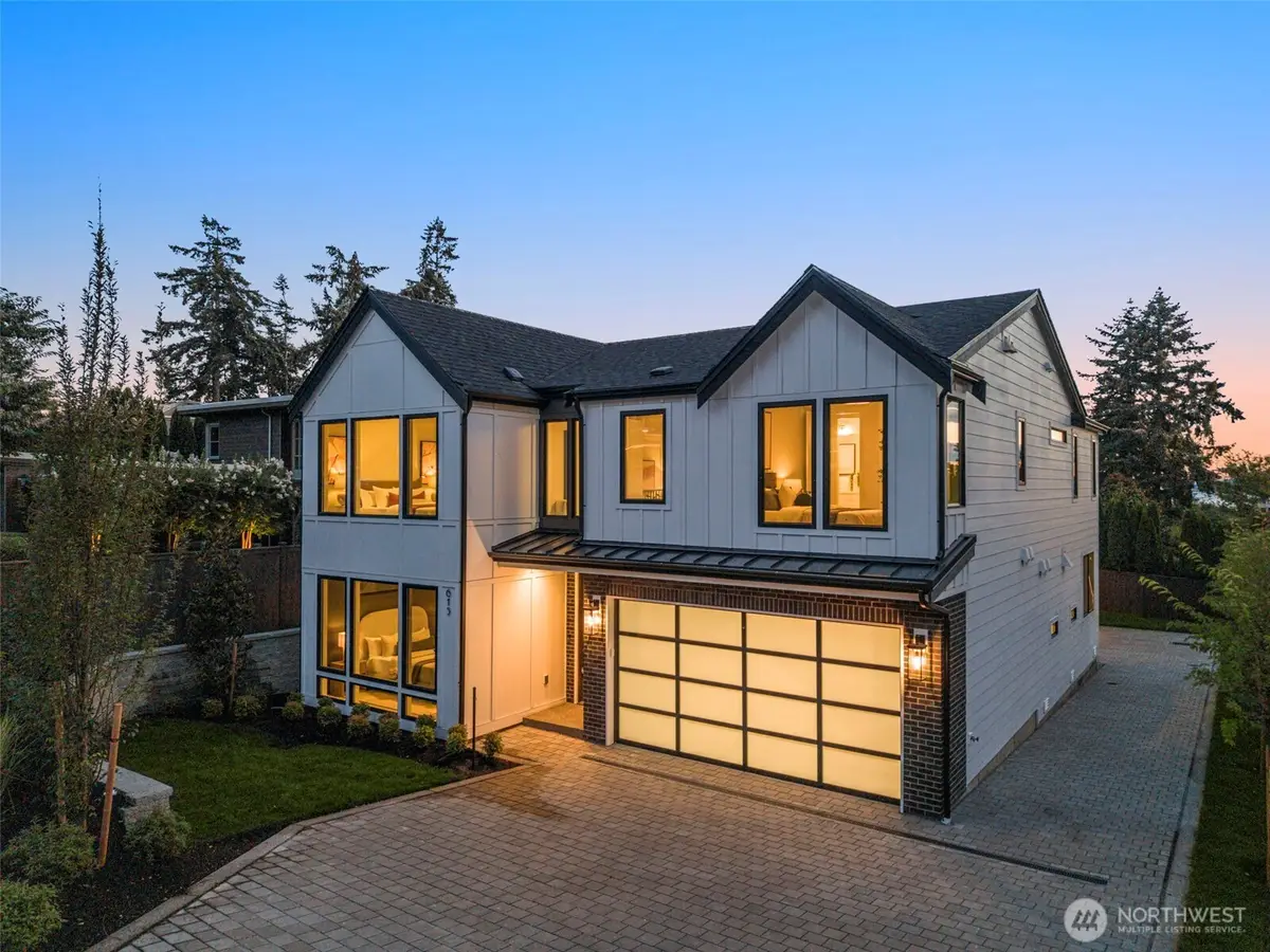 615 13th Avenue W, Kirkland, WA 98033 - #1