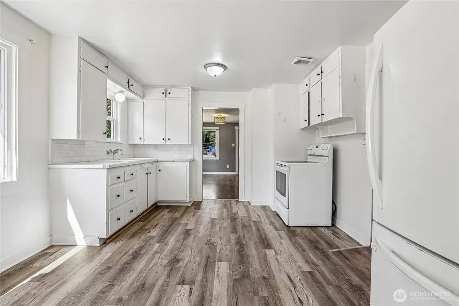 6925 52nd Avenue W, University Place, WA 98467 - #2