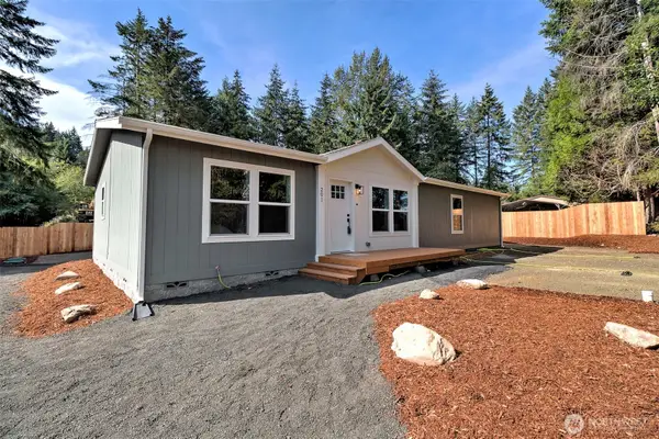 201 E Alderney Street, Union, WA 98592