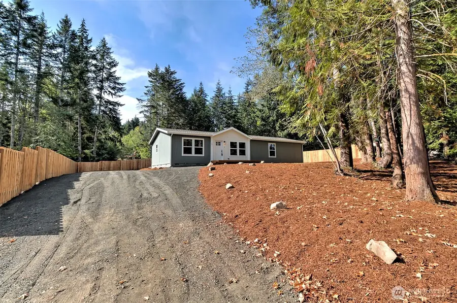 201 E Alderney Street, Union, WA 98592 - #2