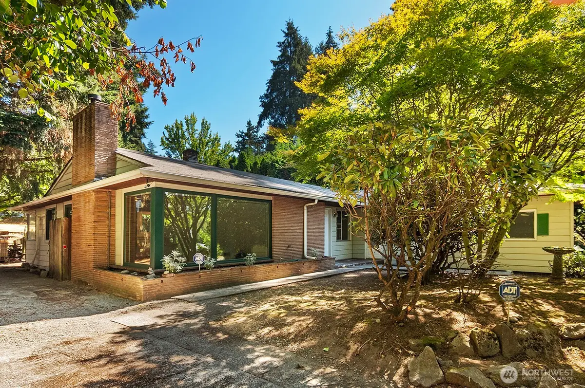 17552 Ballinger Way Ne, Lake Forest Park, WA 98155 - #1
