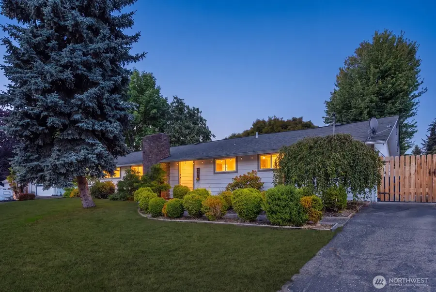 606 Crest Avenue, Kent, WA 98030 - #2