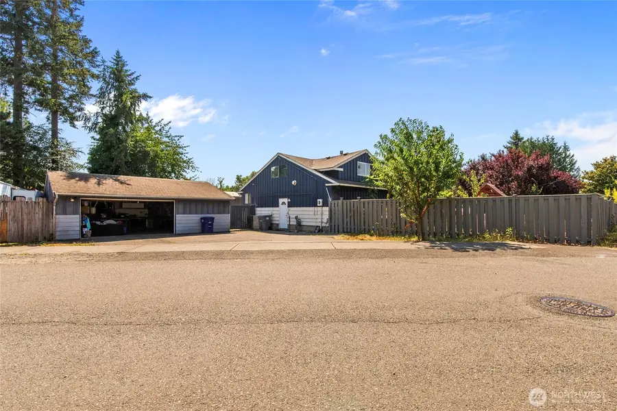 302 115th Street E, Tacoma, WA 98445 - #2