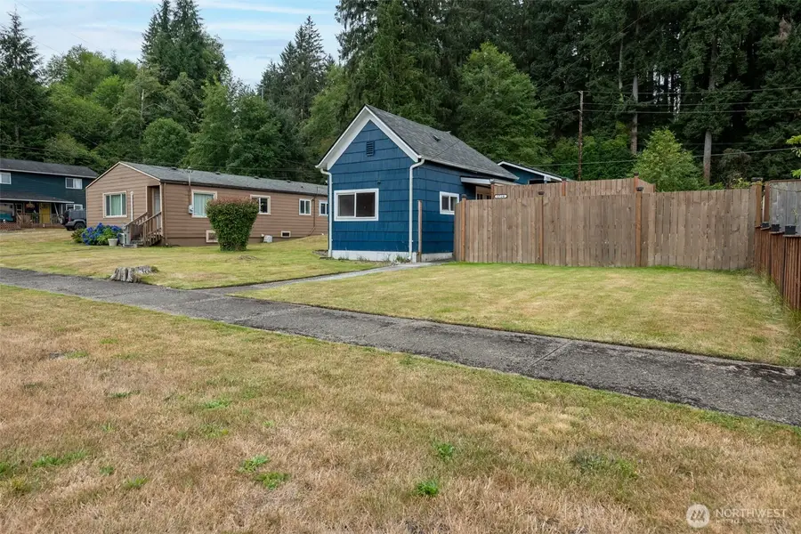1720 2nd Street, Cosmopolis, WA 98537 - #3