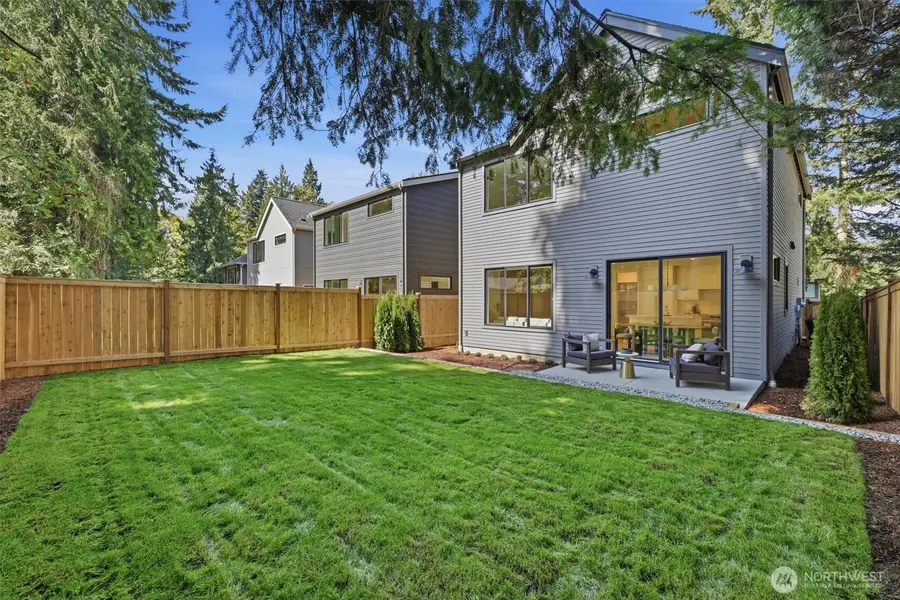 10026 Slater Avenue Ne, Kirkland, WA 98033 - #2