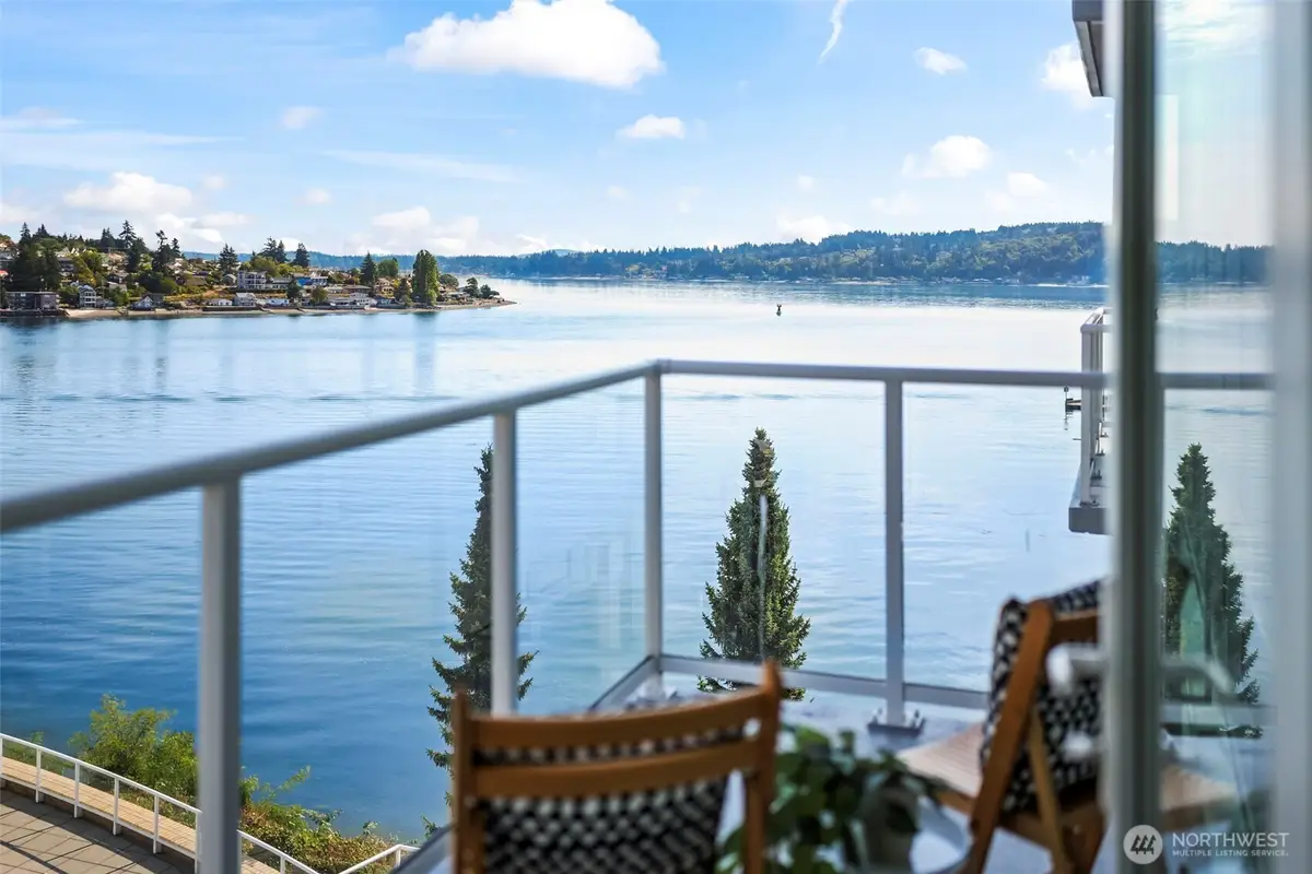 320 Washington Avenue #408, Bremerton, WA 98337 - #1