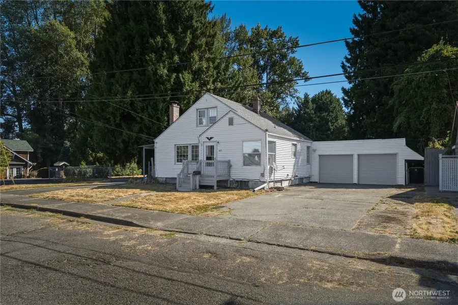 825 8th St Nw, Puyallup, WA 98371 - #2