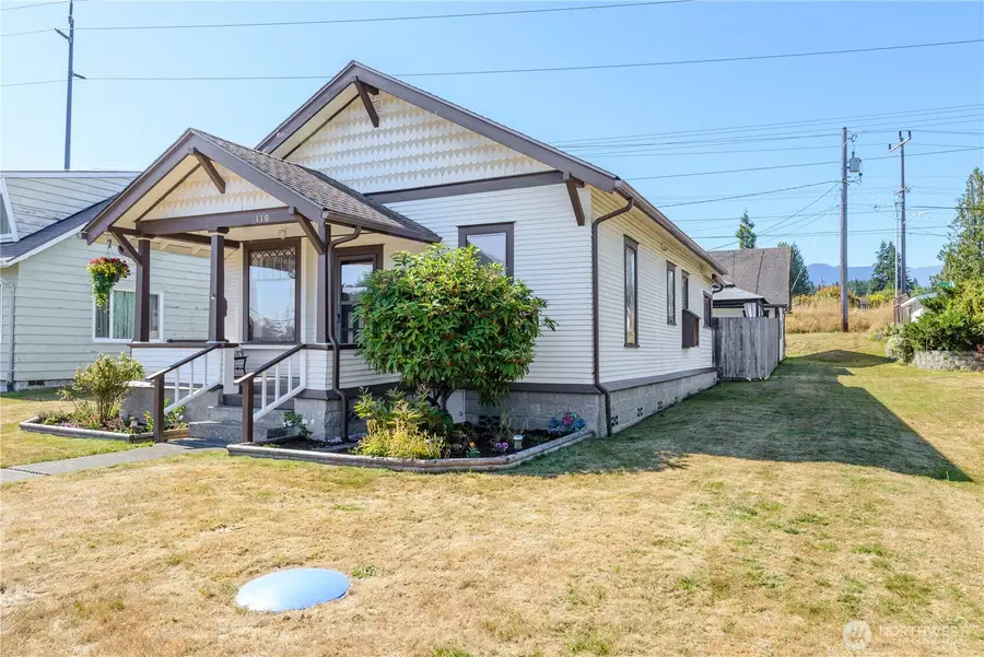 110 W 14th, Port Angeles, WA 98362 - #3