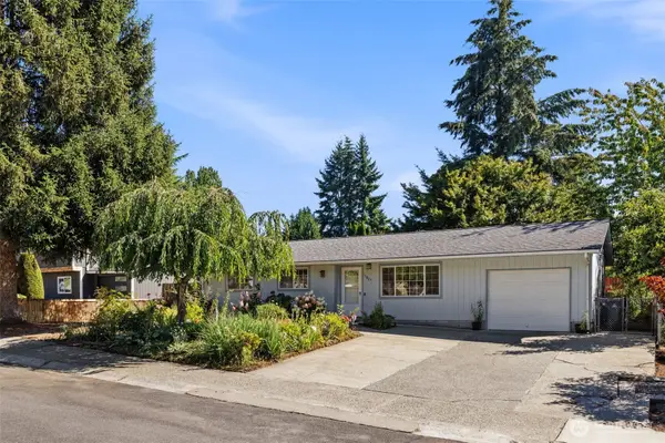 15827 NE 110th Street, Redmond, WA 98052