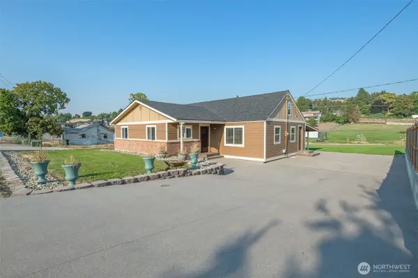 2331 NW Columbia Avenue, East Wenatchee, WA 98802