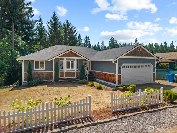 18505 68th Street E, Bonney Lake, WA 98391