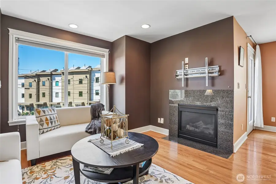 10214 1st Avenue Nw #B, Seattle, WA 98177 - #3
