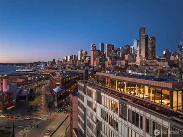 590 1st Avenue S #901, Seattle, WA 98104