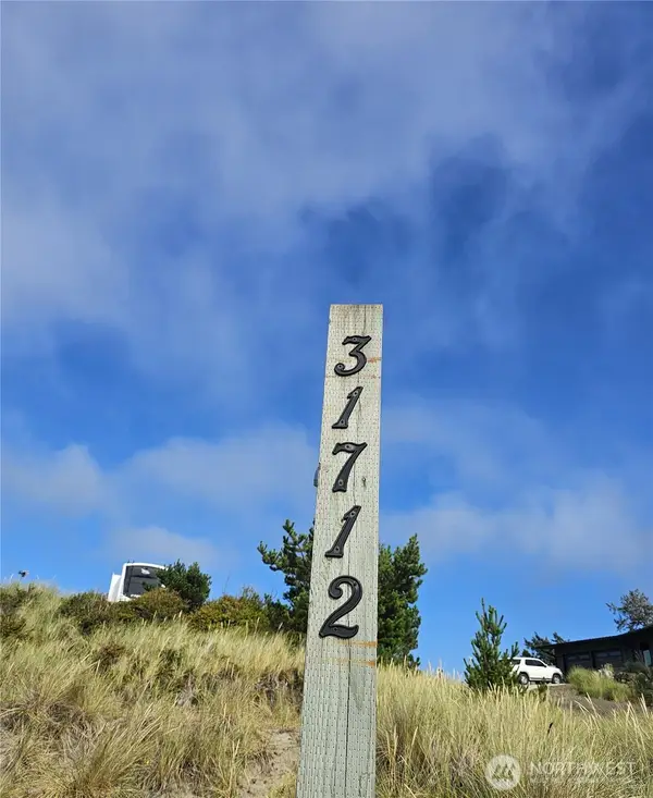31712 I Street #2, Ocean Park, WA 98640