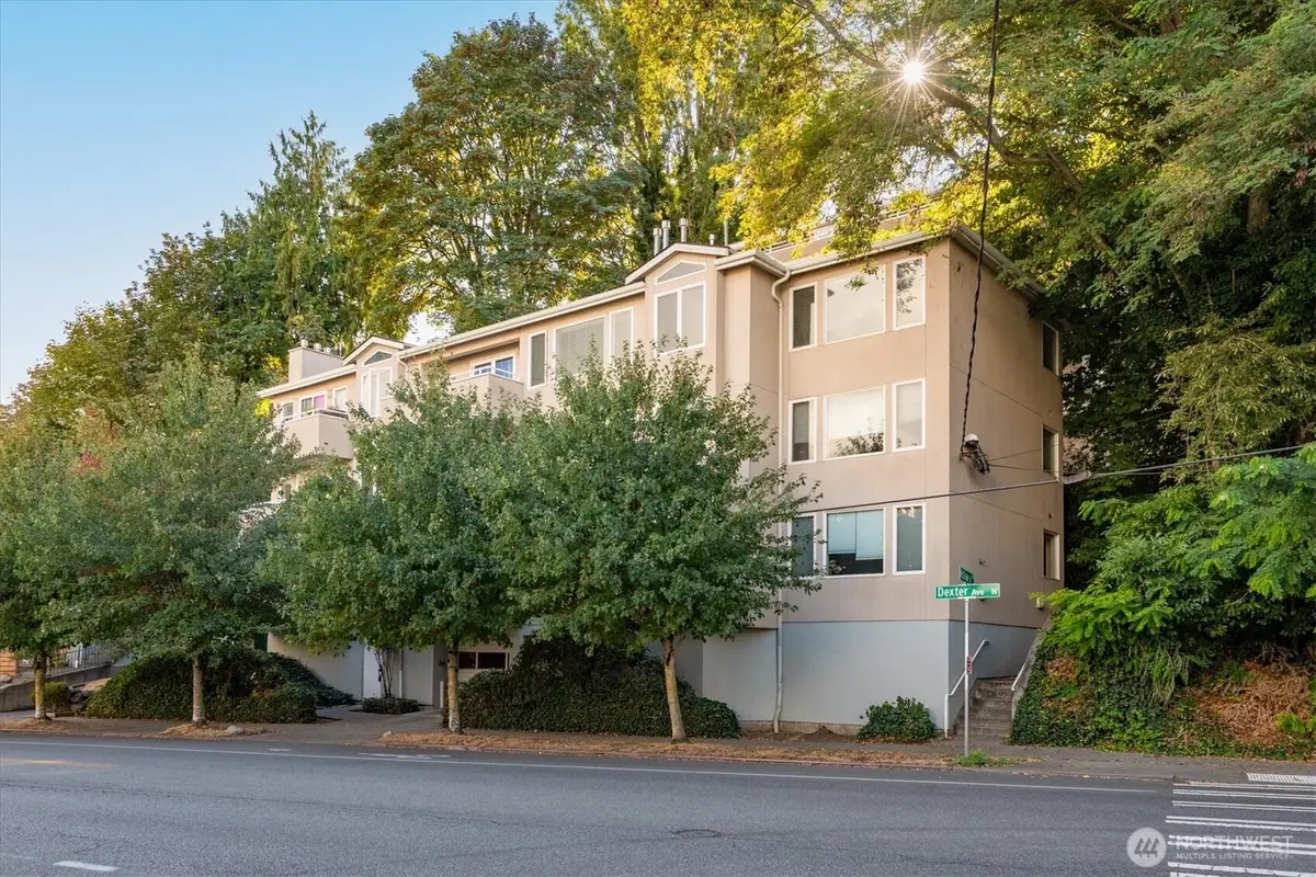 2167 Dexter Avenue N #301, Seattle, WA 98109 - #1