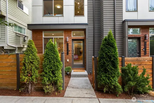8370 Loyal Way Nw #C, Seattle, WA 98117