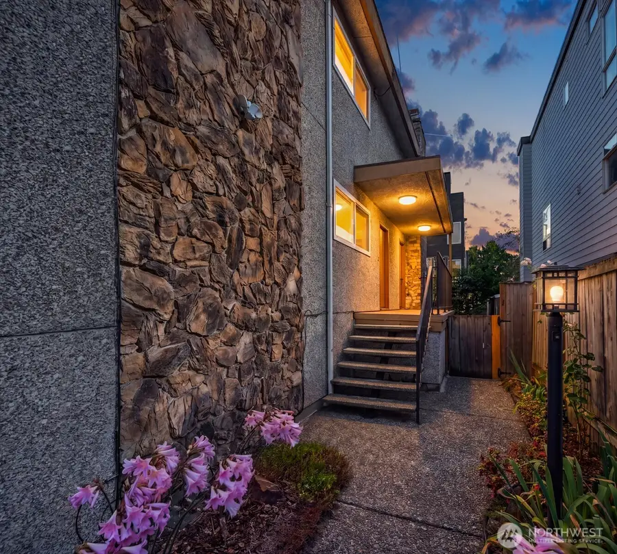 1527 NW 63rd Street #2, Seattle, WA 98107 - #3