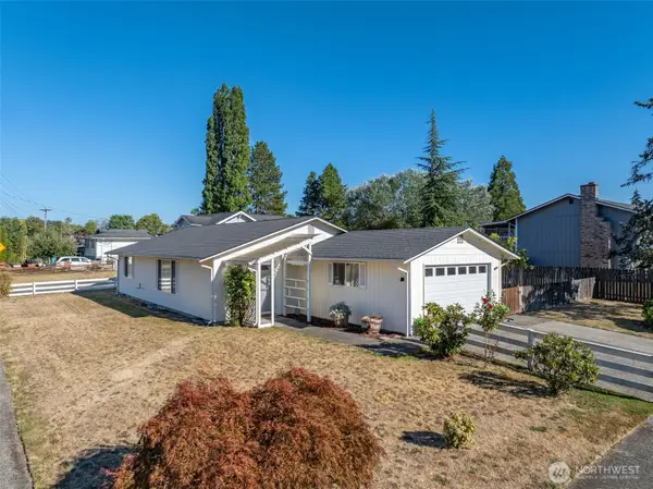 804 Wayne Drive, Centralia, WA 98531