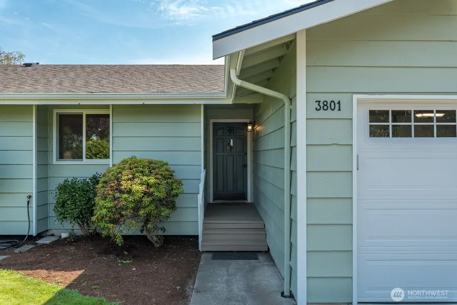 3801 37th Drive, Anacortes, WA 98221 - #3