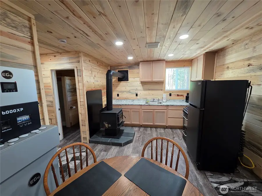 147 W High Country Drive, Tonasket, WA 98855 - #2