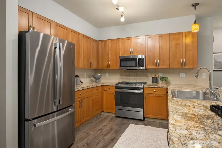 1880 25th Avenue Ne #210, Issaquah, WA 98029 - #3